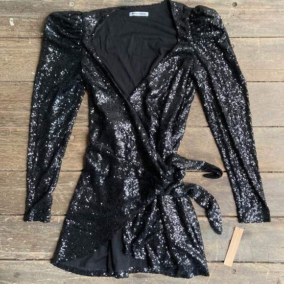 NWT Reformation sequined Ivy dress black size M - Picture 3 of 4